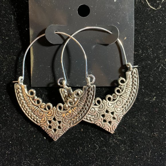 Indie-style earrings - Picture 2 of 2